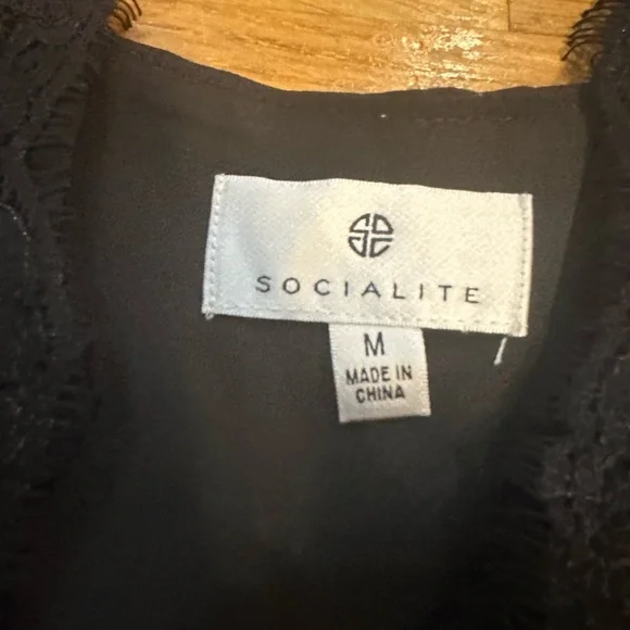 *last chance* Socialite | Women’s black tank top with lace v-neck - Picture 7 of 16